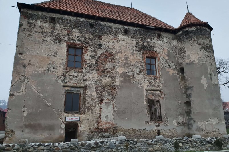 Saint Miklosh, Zakarpattia